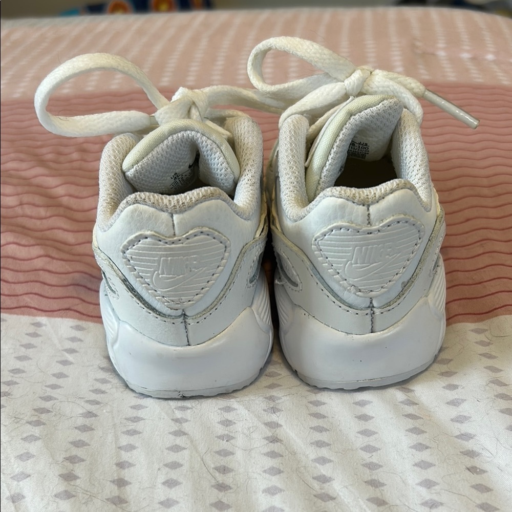 Nike White and Gray Sneakers** - Picture 3 of 6